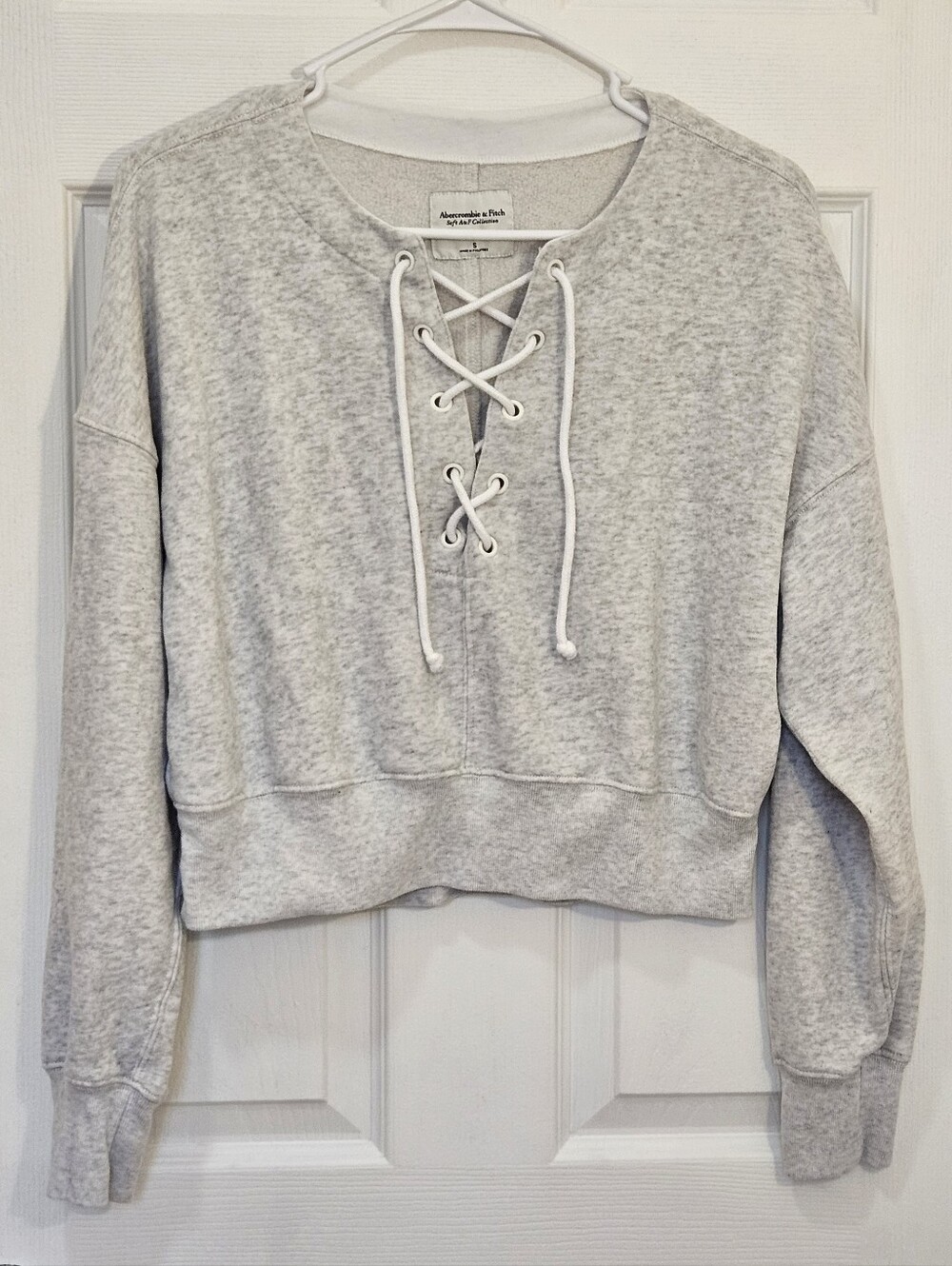Abercrombie & Fitch Light Heather Gray Lace-Up Pullover Sweatshirt